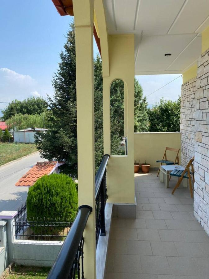 Polys Apartment And Paraskevi Studio With View Ptolemaida Exteriör bild