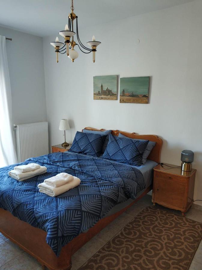 Polys Apartment And Paraskevi Studio With View Ptolemaida Exteriör bild