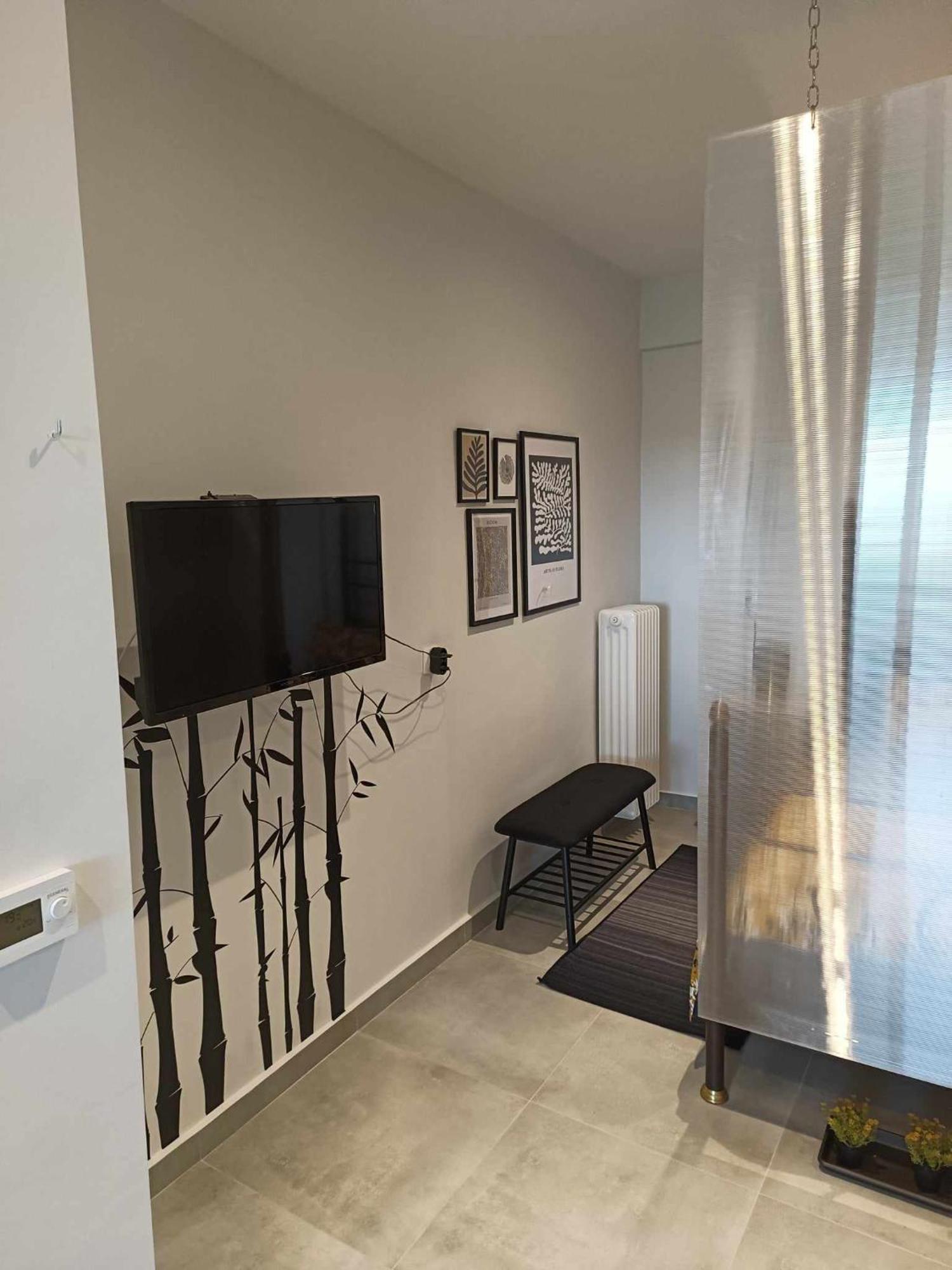 Polys Apartment And Paraskevi Studio With View Ptolemaida Exteriör bild