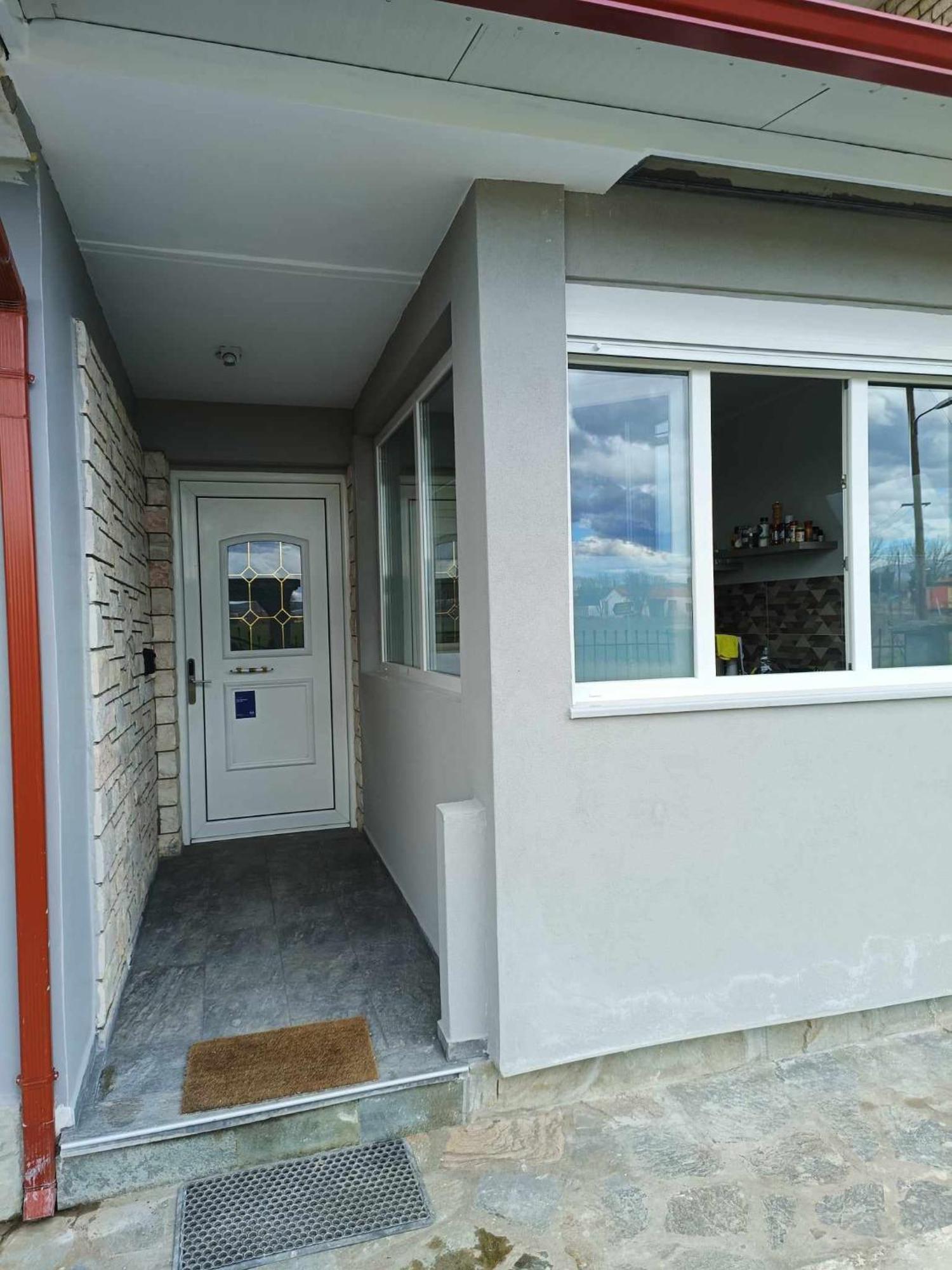 Polys Apartment And Paraskevi Studio With View Ptolemaida Exteriör bild